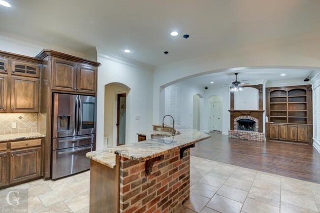 Building Photo - 433 Tupelo Dr