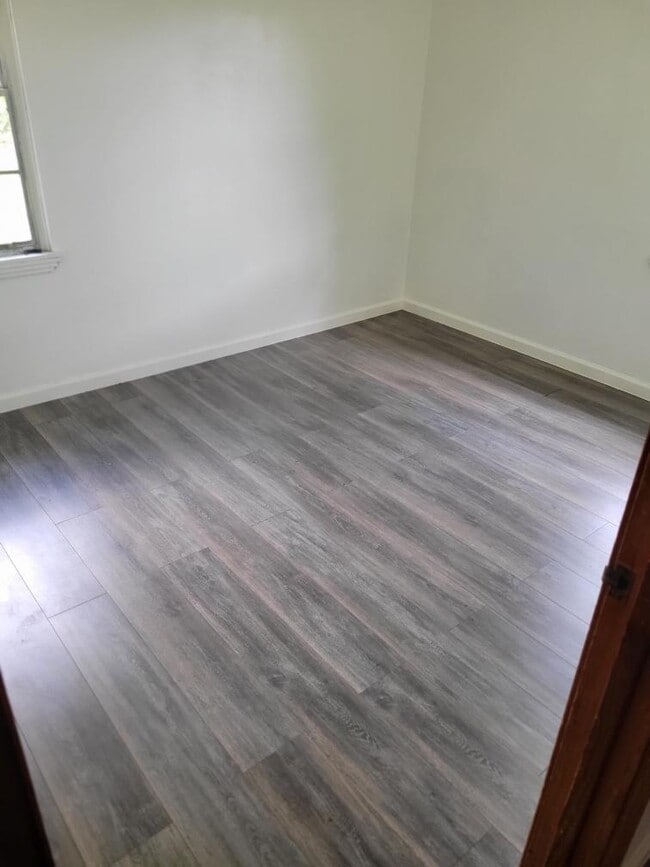 Building Photo - 1705 Harding St