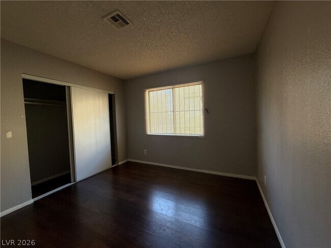Building Photo - 2853 Wheelwright Dr