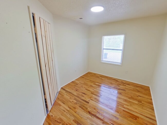 Building Photo - Affordable 3BR Rental Home
