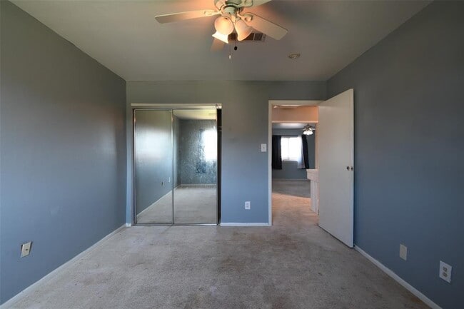 Building Photo - 7521 Beaudelaire Cir