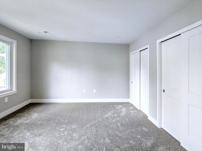 Building Photo - 26B Kittery Ct