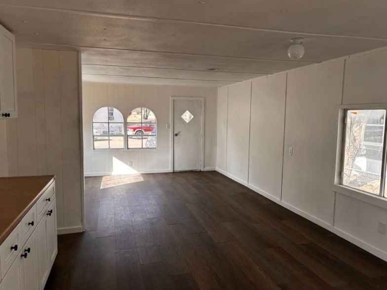 Building Photo - 6503 E Amarillo Blvd