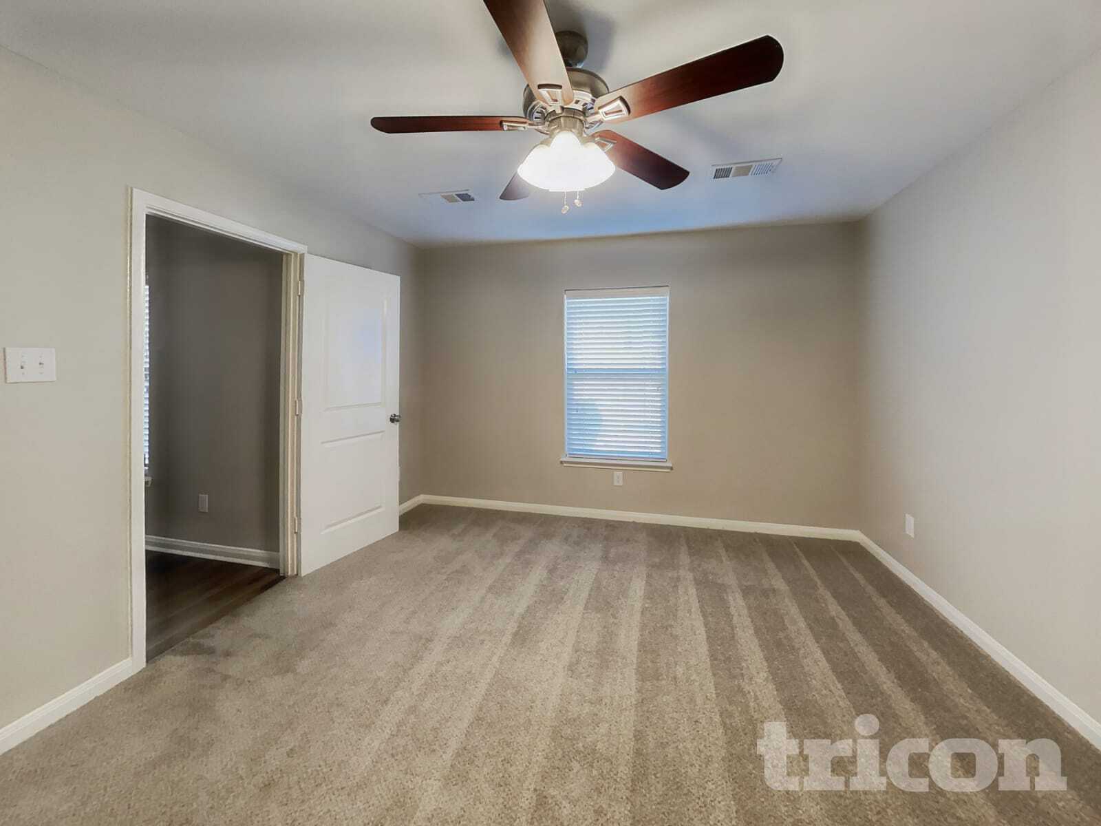 Building Photo - 112 Liberty Ln