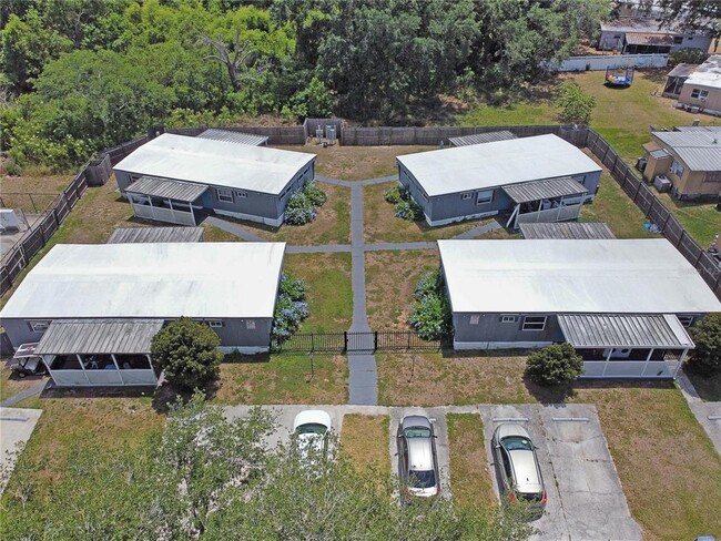 Building Photo - 26 Forest Dr