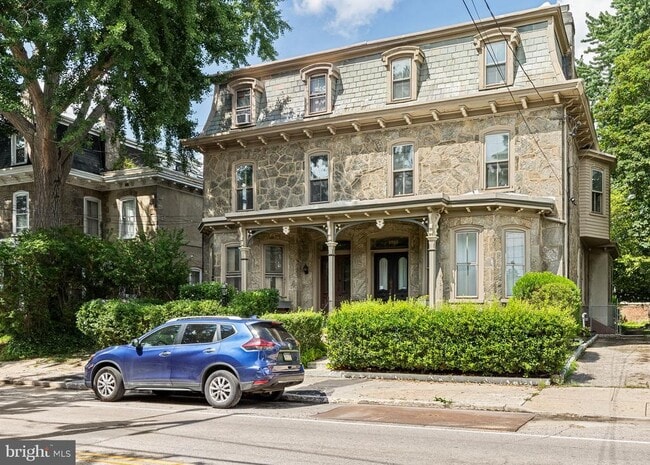 Building Photo - 5911 Greene St