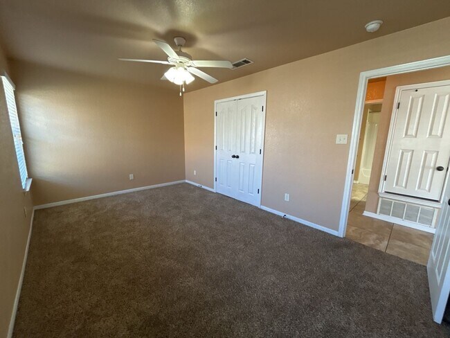 Building Photo - 4705 Autumn Valley Dr