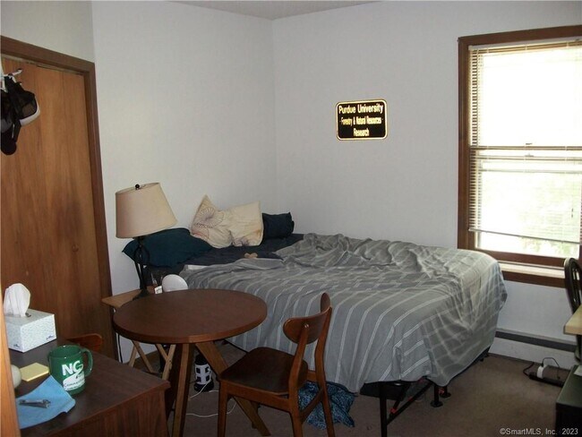 Building Photo - 20 Lawrence St