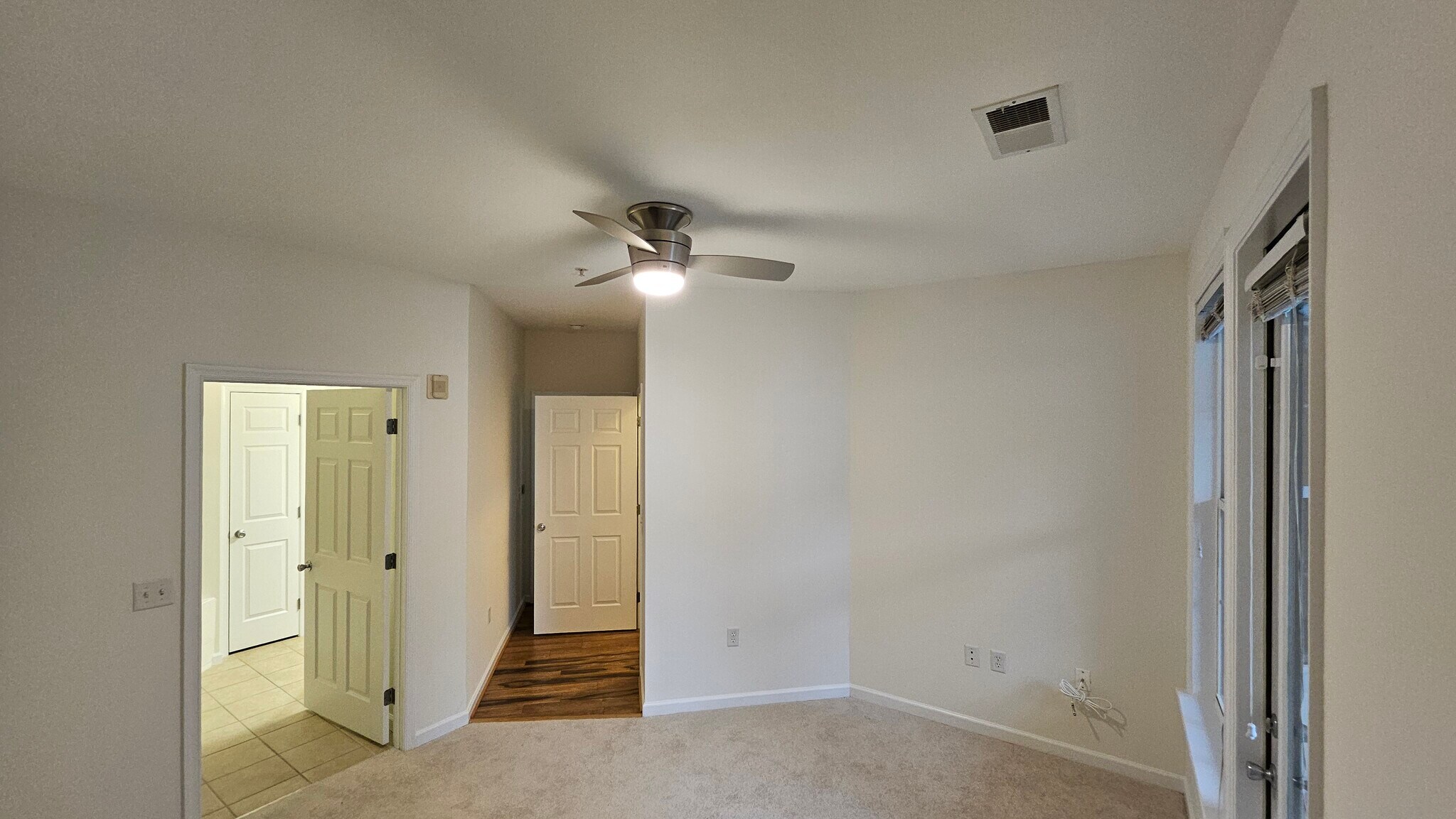 Building Photo - 23 Arch Pl