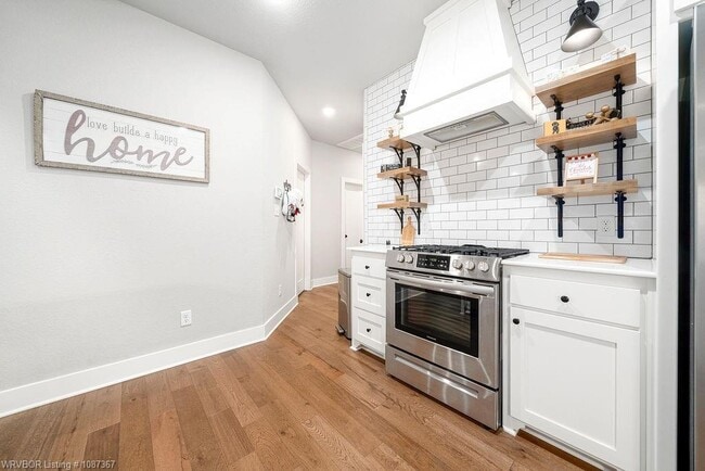 Building Photo - 9512 Shire Valley Ct