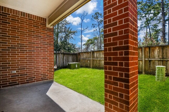 Building Photo - 5215 Brinkman Ct