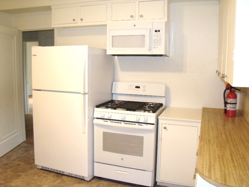 Building Photo - 645 S Whitcomb St