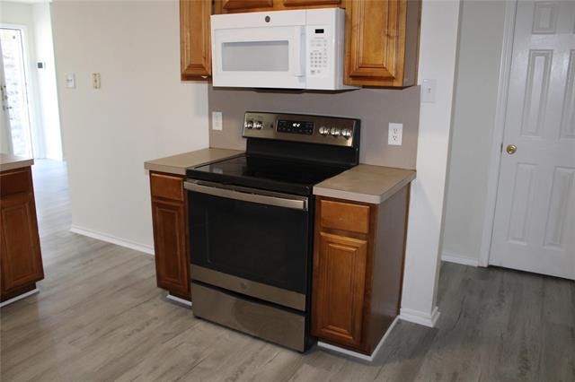 Building Photo - 1706 Caravan Trail