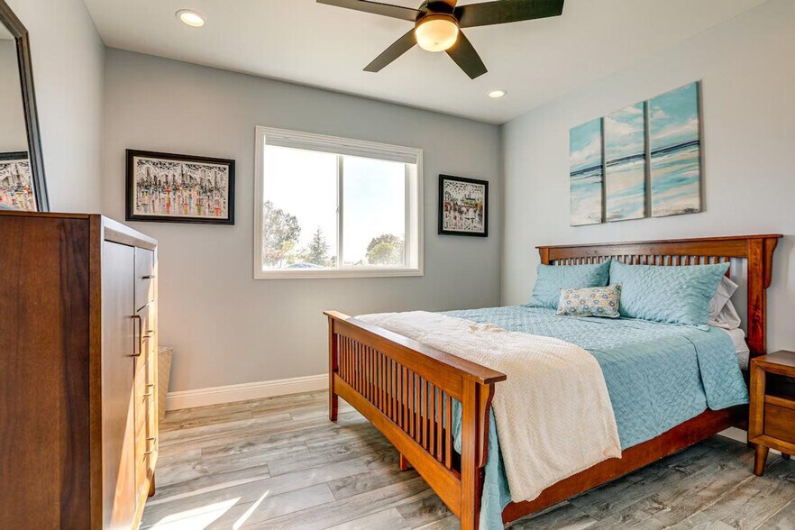 Building Photo - 6600 Thousand Oaks Dr