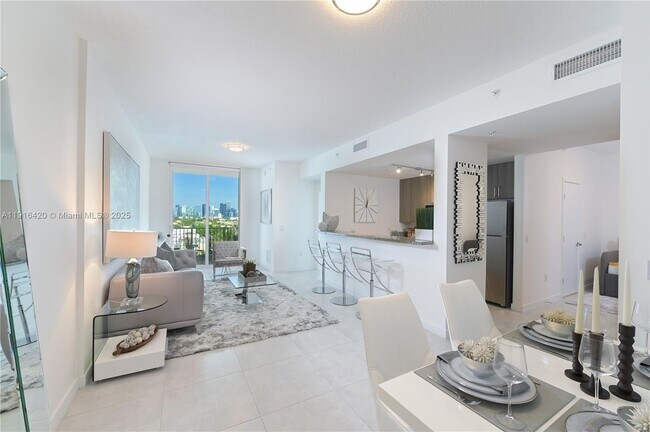 Primary Photo - 514 SW 22nd Ave