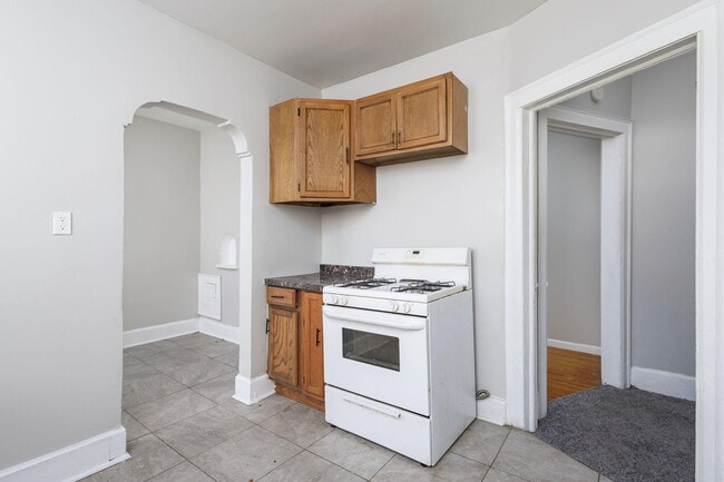 Building Photo - 2704 Webb St