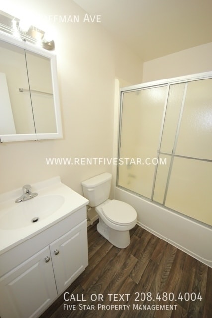 Building Photo - 216 Hoffman Ave