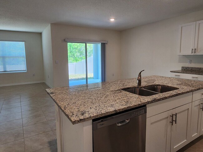 Building Photo - BEAUTIFUL 4Bedroom 2 Bathroom Home in the Ormond Station Community