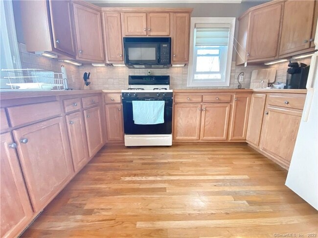 Building Photo - 33 Copper Creek Cir