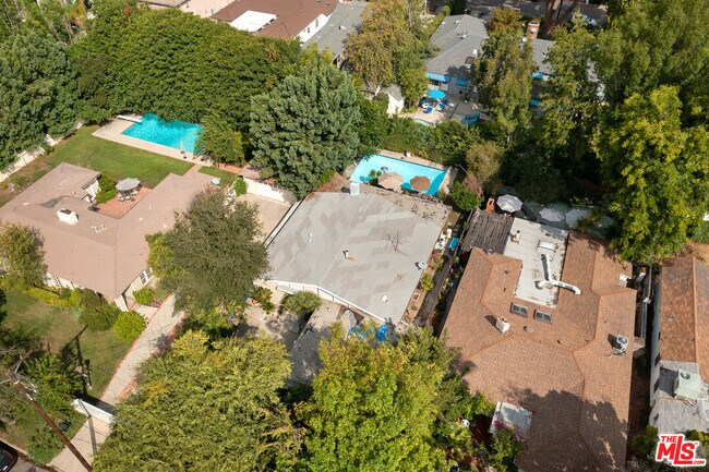 Building Photo - 12237 Hesby St