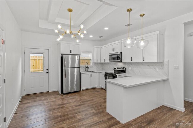 Building Photo - 1000 N Woodson Ave