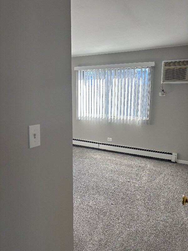 Building Photo - 113 W 66th St