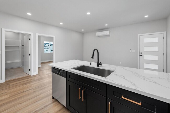 Building Photo - 3365 A St