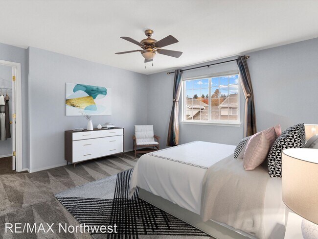 Building Photo - 3 br, 2.5 bath House - 6610 Millstone Ln S...