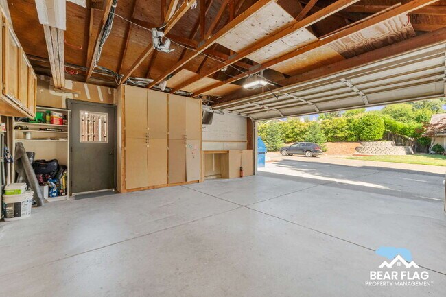 Building Photo - Spacious 4-Bedroom Home for Rent – $3750/m...