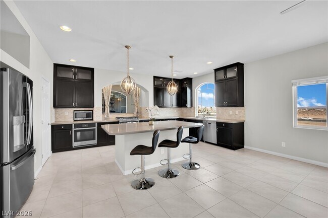 Building Photo - 9770 Hawk Crest St