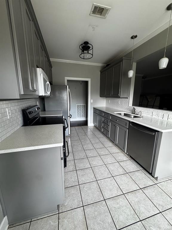 Building Photo - 520 Breckinridge Ln