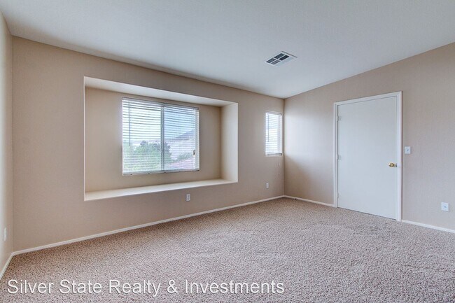 Building Photo - 2 br, 2.5 bath House - 6578 MARILYN MONROE...