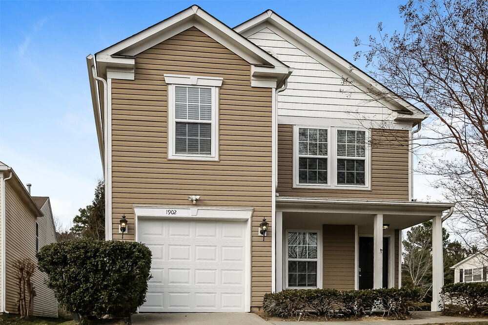 Building Photo - 1902 Mallard Woods Pl