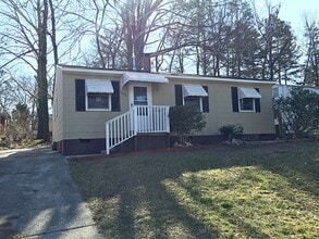 Building Photo - 1020 Meadowbrook Blvd