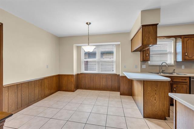 Building Photo - 2600 Kimberly Ln