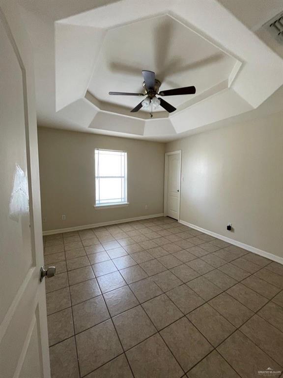 Building Photo - 1205 S Palm Dr