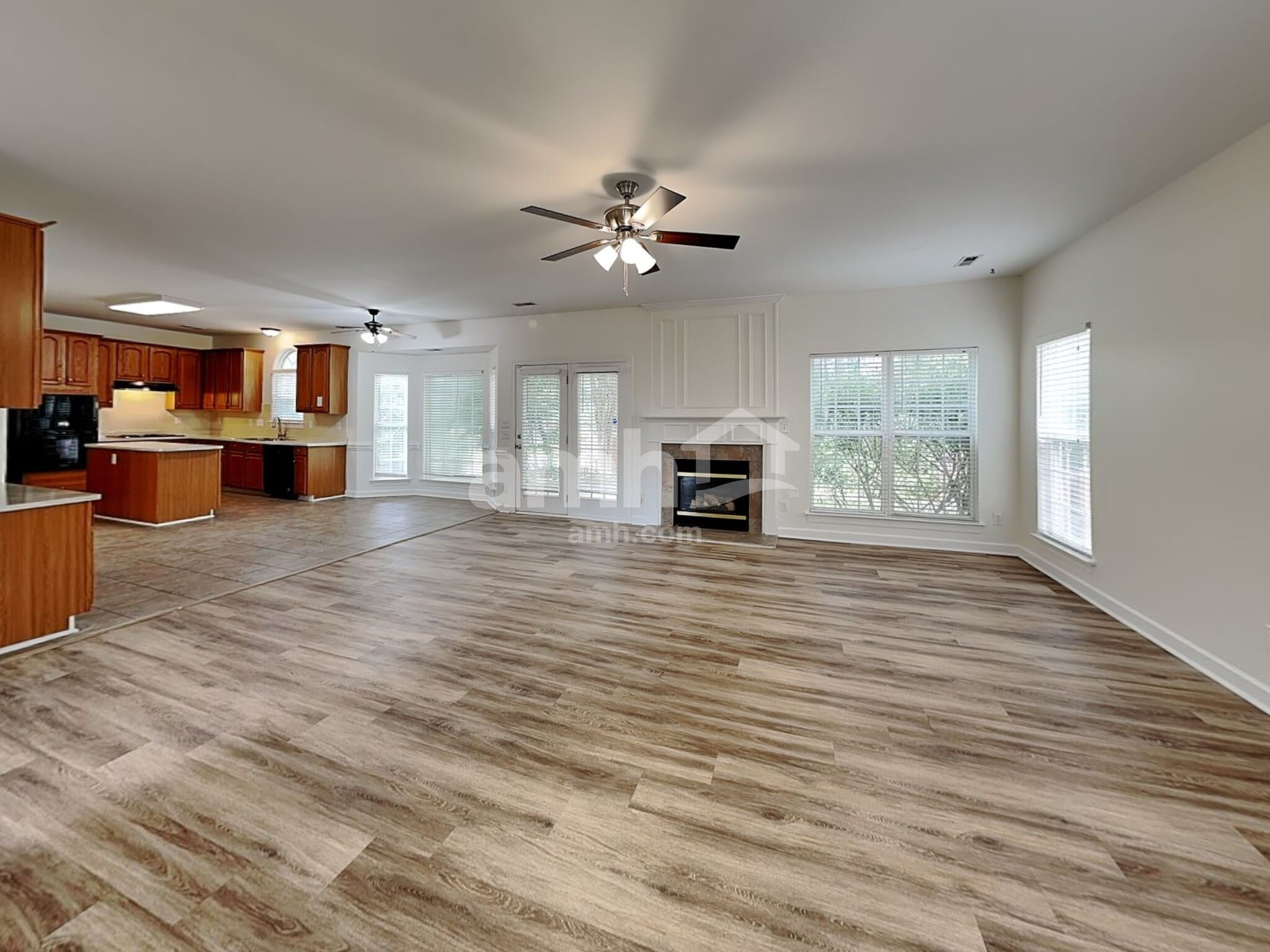 Building Photo - 4583 Waterford Dr NW