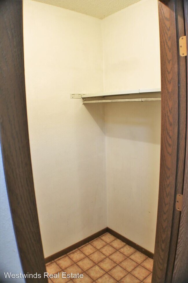 Building Photo - 2 br, 2 bath Apartment - 521 Kirkwood Aven...