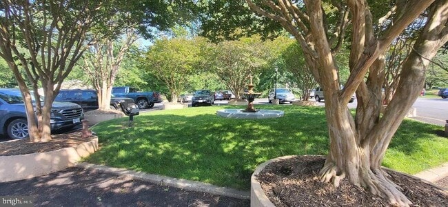 Building Photo - 5800 Cove Landing Rd