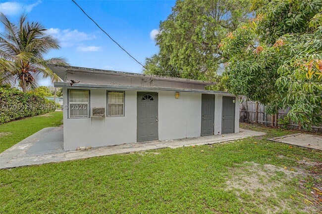 Building Photo - 5917 SW 62nd St