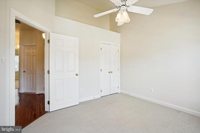 Building Photo - 4524 Fair Valley Dr