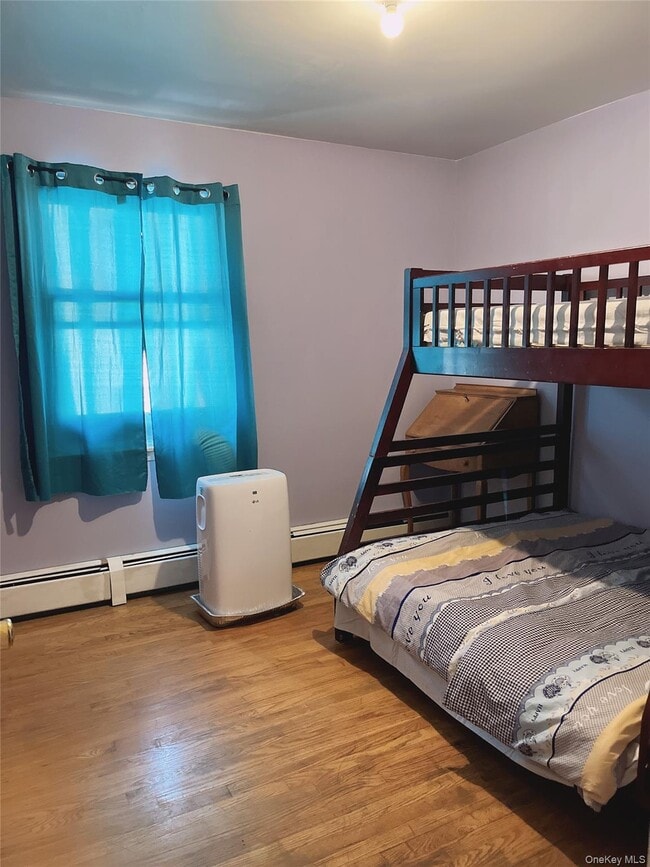 Building Photo - 225 Monhagen Ave