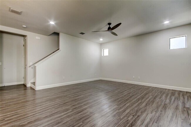 Building Photo - 7507 S Swoope St