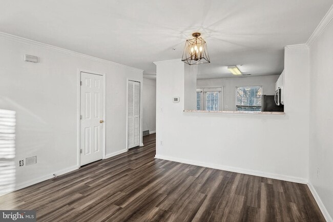 Building Photo - 1710 Fallowfield Ct