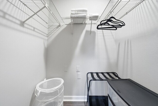 Building Photo - 8307 Royal Sand Cir