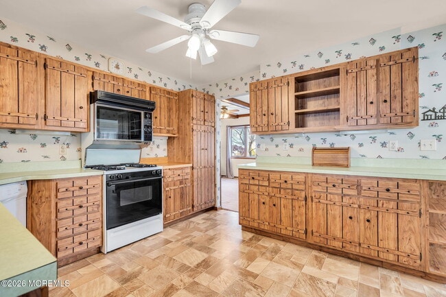 Building Photo - 501 Cable Ave