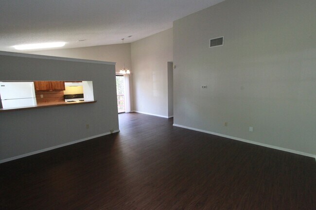 Building Photo - 11603 Poplar Cove