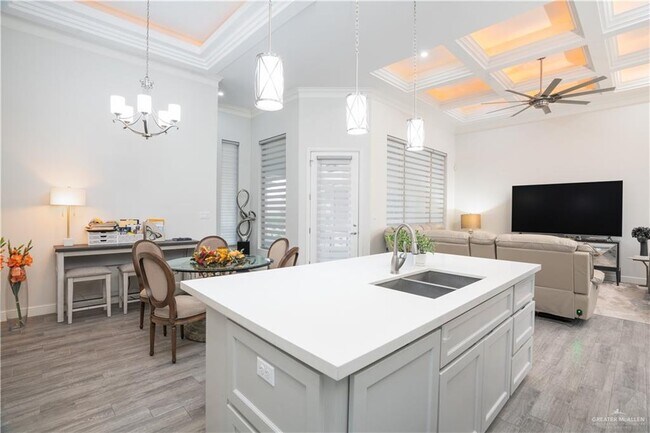 Building Photo - 2200 S 10th St