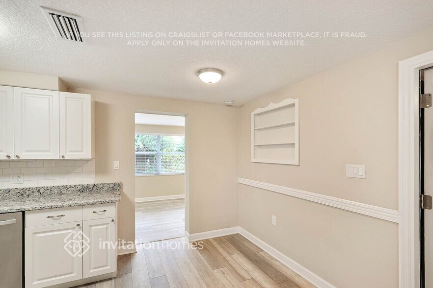 Building Photo - 3624 Linkwood St