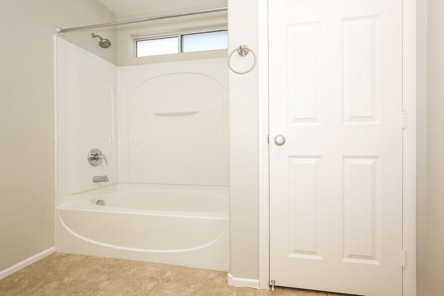 Building Photo - 3029 Hartley Cove Ave